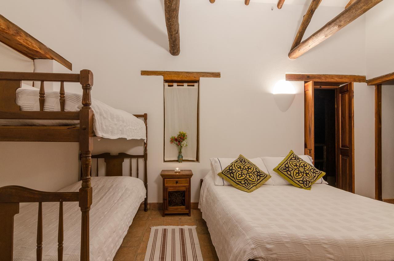 Hostal Casa Del Arte Robles Екстер'єр фото